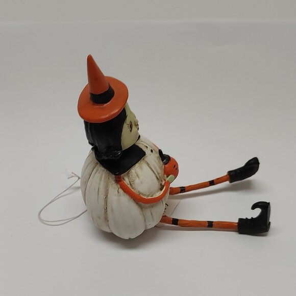 Johanna Parker - Witch Pumpkin Body Sitter Holding Tiny Little Pumpkin - Picture 2 of 5